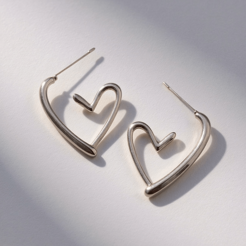 Fluid Heart Silver Earrings - OMON